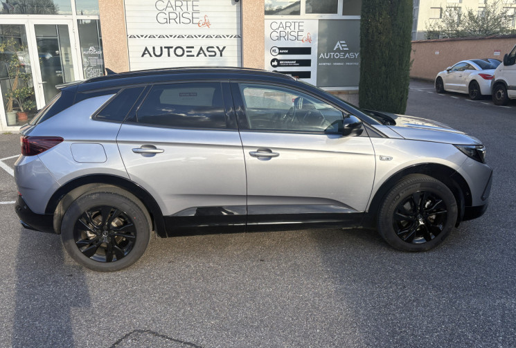 Opel Grandland 1.5 D 130 ch GS Line BVA8 / 1ière main / Suivi Opel intégral à jour