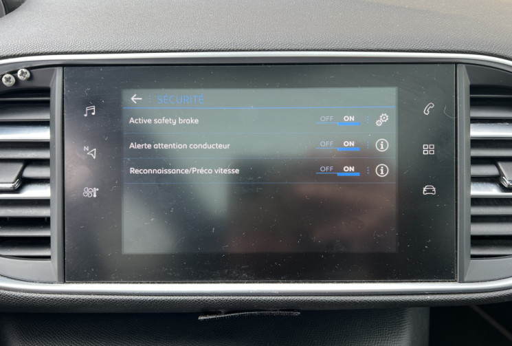 Peugeot 308 Phase II 1.5 BlueHDi EAT8 S&S 130 cv Boîte auto GT LINE / 1ÈRE MAIN 