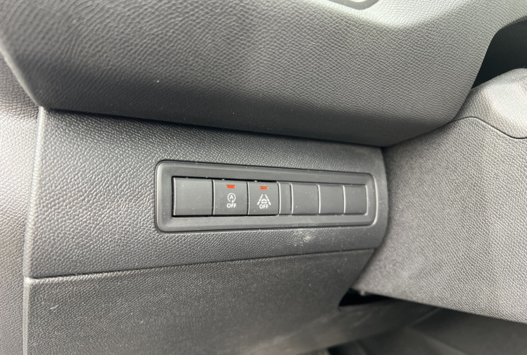 Peugeot 308 Phase II 1.5 BlueHDi EAT8 S&S 130 cv Boîte auto GT LINE / 1ÈRE MAIN 