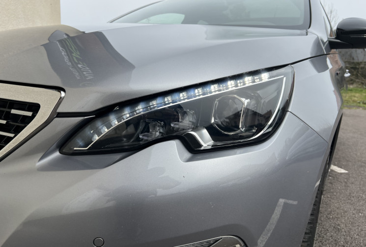 Peugeot 308 Phase II 1.5 BlueHDi EAT8 S&S 130 cv Boîte auto GT LINE / 1ÈRE MAIN 