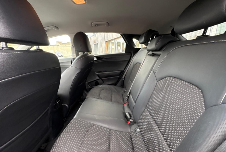 Kia Ceed III 1.0 T-GDI 120 GT LINE / CHAINE DE DISTRIBUTION /GARANTIE 12 MOIS 