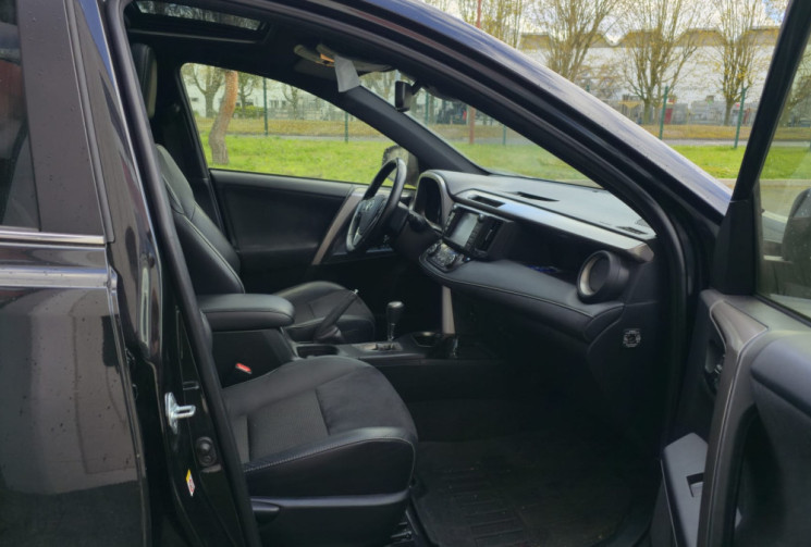 Toyota RAV4 2.5 Hybrid 197 BLACK EDITION 