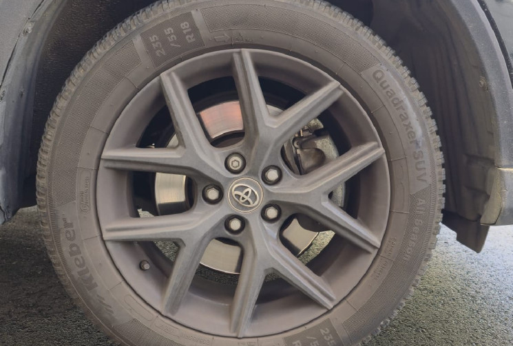 Toyota RAV4 2.5 Hybrid 197 BLACK EDITION 