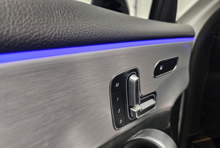 Mercedes Classe A 250e 218 cv AMG line / pack premium plus / origine france / suivi concession 