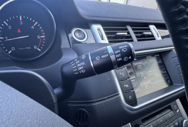 Land-Rover Range Rover Evoque I 2.2 SD4 16V DPF 4WD BVA6 190 cv Boîte auto PRESTIGE