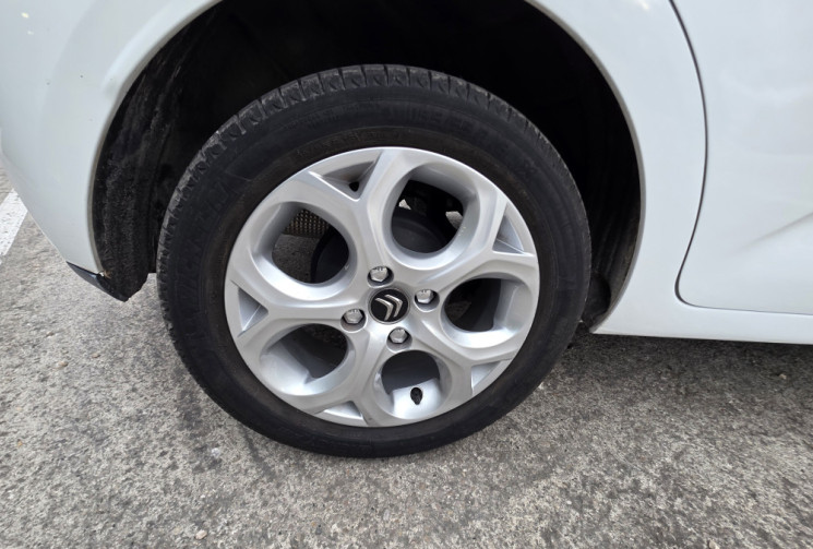 Citroën C3 VTI 82CV MUSIC BOX tres faible kilometrage