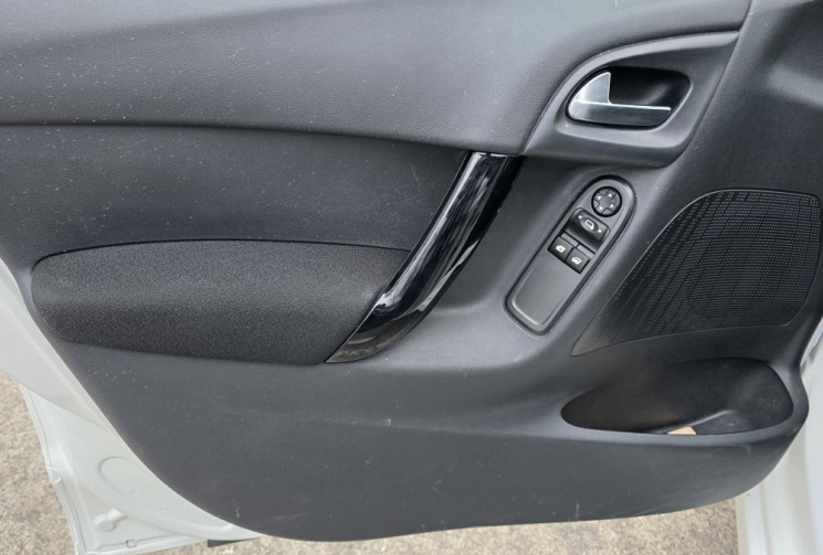 Citroën C3 VTI 82CV MUSIC BOX tres faible kilometrage