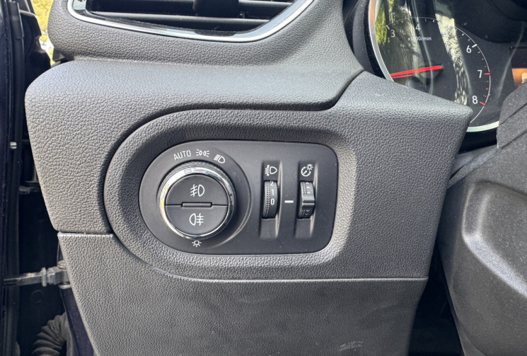 Opel Grandland X X 1.2 Turbo EAT6 S&S 130CH INNOVATION / DISTRIBUTION A JOUR / CARNET D'ENTRETIEN