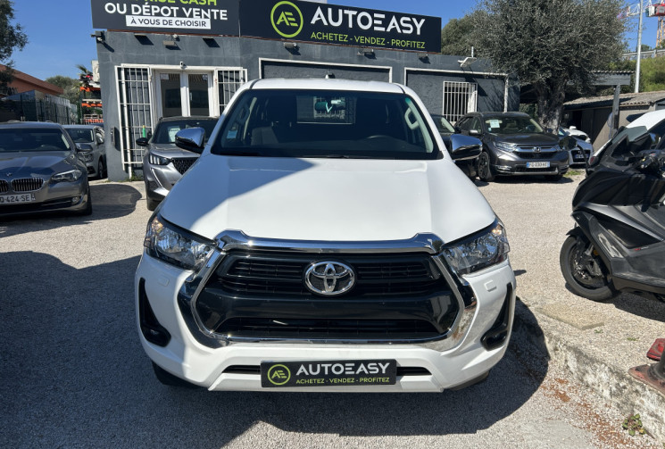 Toyota HILUX IV (3) X-TRA CABINE 4WD 2.8 204 Ch D-4D LEGENDE * TVA RECUPERABLE * 34.575€ HT * 1ER M