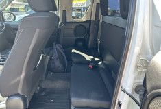 Toyota HILUX IV (3) X-TRA CABINE 4WD 2.8 204 Ch D-4D LEGENDE * TVA RECUPERABLE * 34.575€ HT * 1ER M