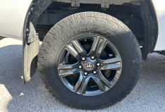 Toyota HILUX IV (3) X-TRA CABINE 4WD 2.8 204 Ch D-4D LEGENDE * TVA RECUPERABLE * 34.575€ HT * 1ER M