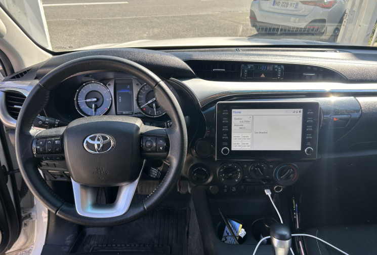 Toyota HILUX IV (3) X-TRA CABINE 4WD 2.8 204 Ch D-4D LEGENDE * TVA RECUPERABLE * 34.575€ HT * 1ER M