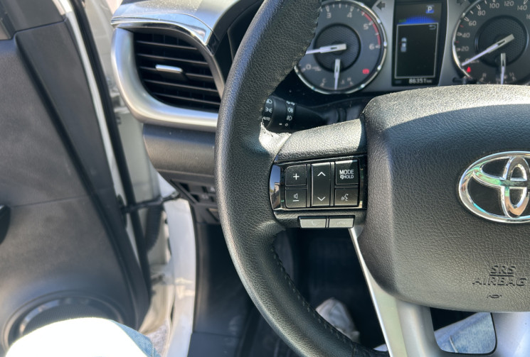 Toyota HILUX IV (3) X-TRA CABINE 4WD 2.8 204 Ch D-4D LEGENDE * TVA RECUPERABLE * 34.575€ HT * 1ER M