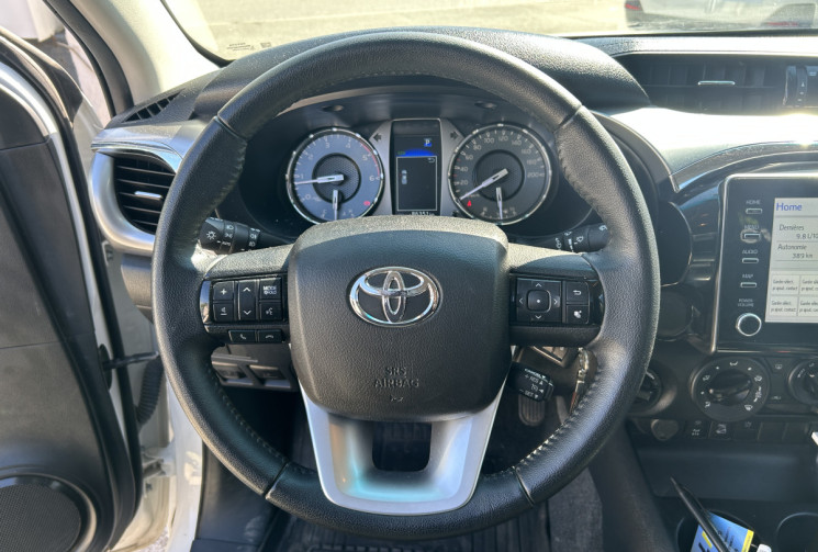 Toyota HILUX IV (3) X-TRA CABINE 4WD 2.8 204 Ch D-4D LEGENDE * TVA RECUPERABLE * 34.575€ HT * 1ER M