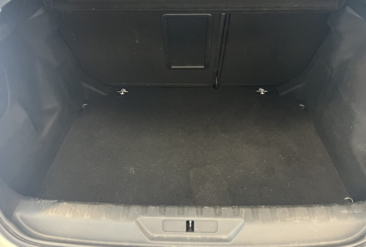 Peugeot 308  1.2 Puretech 130 Allure / Distribution faite / Entretien rigoureux