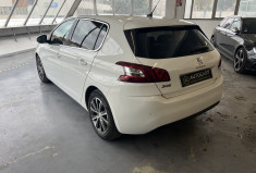 Peugeot 308  1.2 Puretech 130 Allure / Distribution faite / Entretien rigoureux