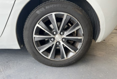 Peugeot 308  1.2 Puretech 130 Allure / Distribution faite / Entretien rigoureux