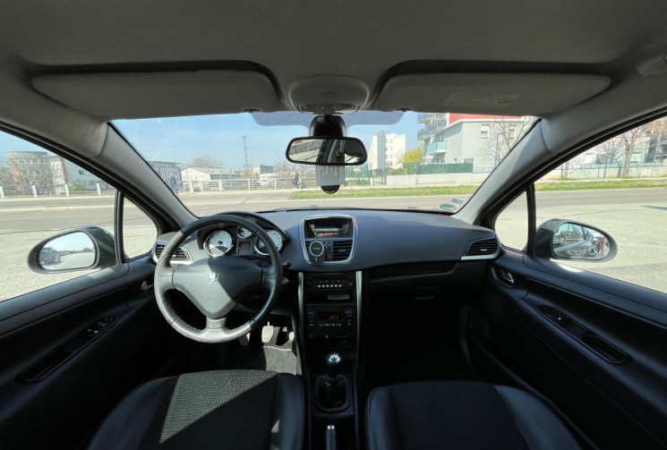 Peugeot 207 3 portes 1.6 VTi 120 cv