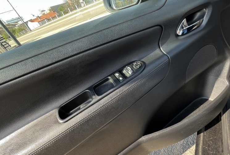 Peugeot 207 3 portes 1.6 VTi 120 cv