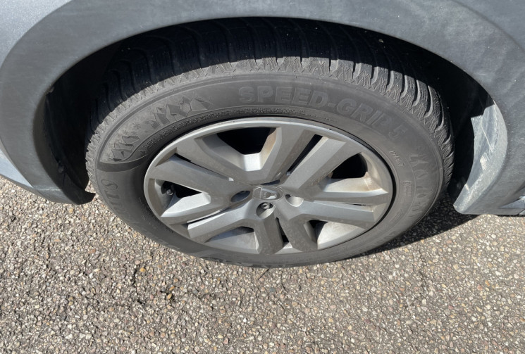 Dacia Sandero 1.0 TCe 90 ch  Stepway Expression/Angles morts/Camera/ Pack city/ 58900  km