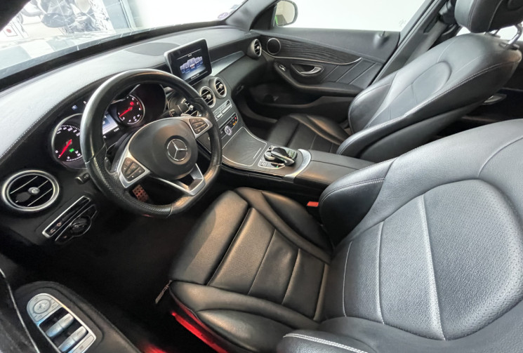 Mercedes Classe C IV (W205) 200 Fascination Pack AMG 7G-Tronic Plus Entretiens complet Mercedes 