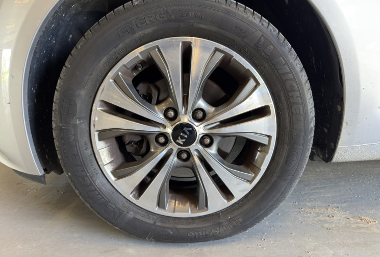 Kia VENGA 1.6 115 CRDI 16V TURBO PREMIUM