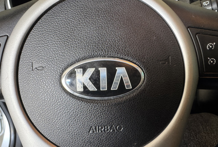 Kia VENGA 1.6 115 CRDI 16V TURBO PREMIUM