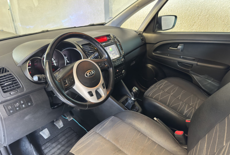 Kia VENGA 1.6 115 CRDI 16V TURBO PREMIUM