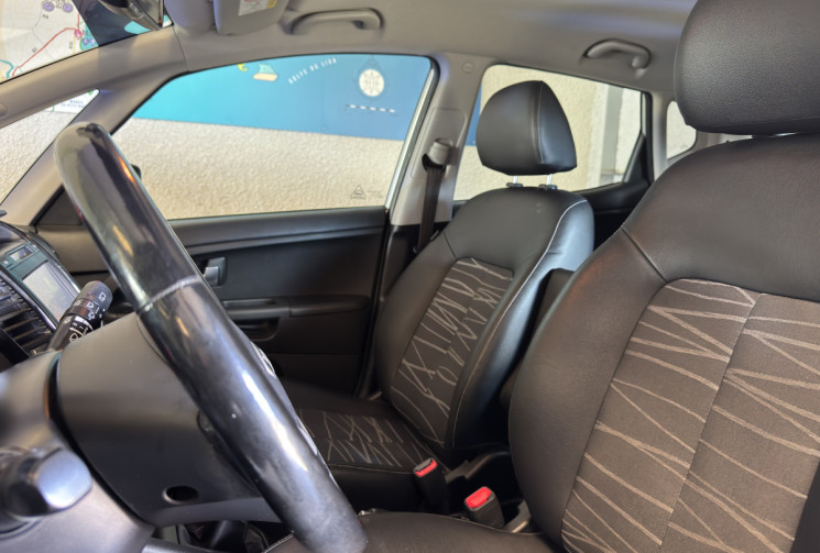 Kia VENGA 1.6 115 CRDI 16V TURBO PREMIUM