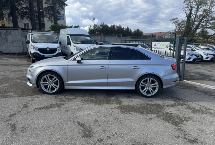 Audi A3 LIMOUSINE / 35 TFSI / 150 CH / SLINE 