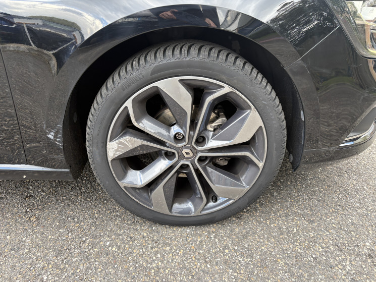 Renault Megane 1.3 TCe 140 ch Intens EDC  Pack Bose  Historique complet 