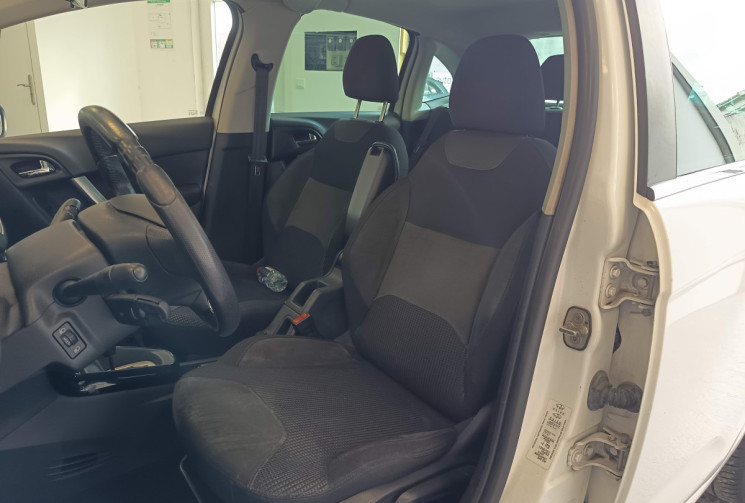 Citroën C3 1.6 VTI 120 CV FINITON EXCLUSIVE BOITE AUTO MOTEUR A CHAINE REVISION COMPLETE GARANTIE 6M