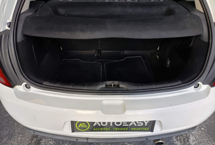 Citroën C3 1.6 VTI 120 CV FINITON EXCLUSIVE BOITE AUTO MOTEUR A CHAINE REVISION COMPLETE GARANTIE 6M