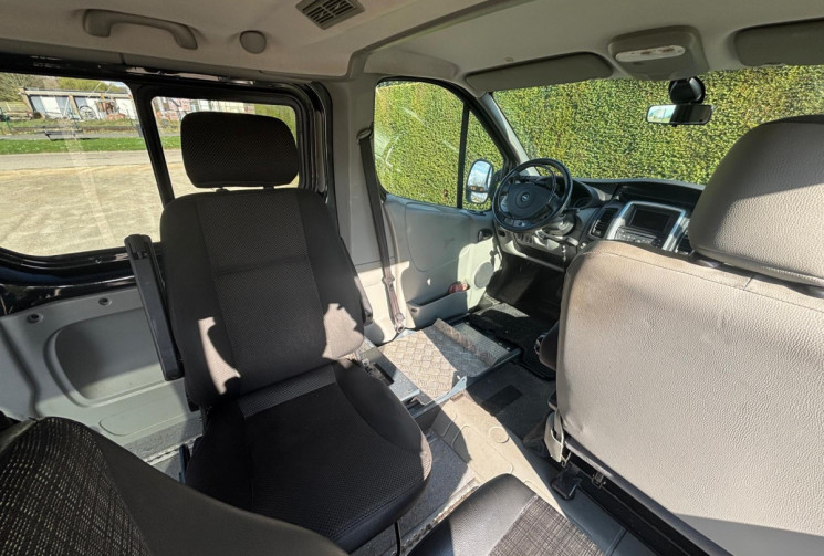 Opel VIVARO 2.0 CDTI 115CV 9 PL - TPMR - LIFT ELECTRIQUE RICON + SIEGE TRANSFERT PIVOTANT