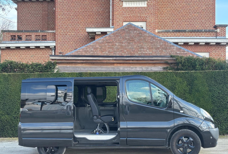 Opel VIVARO 2.0 CDTI 115CV 9 PL - TPMR - LIFT ELECTRIQUE RICON + SIEGE TRANSFERT PIVOTANT