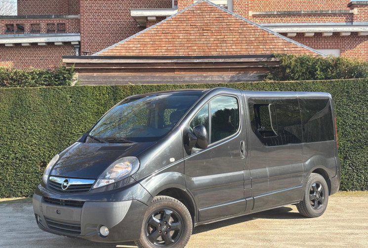 Opel VIVARO 2.0 CDTI 115CV 9 PL - TPMR - LIFT ELECTRIQUE RICON + SIEGE TRANSFERT PIVOTANT