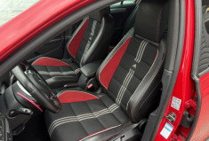 Volkswagen Golf 2.0 GTI ADIDAS