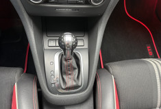Volkswagen Golf 2.0 GTI ADIDAS