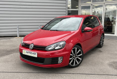 Volkswagen Golf 2.0 GTI ADIDAS
