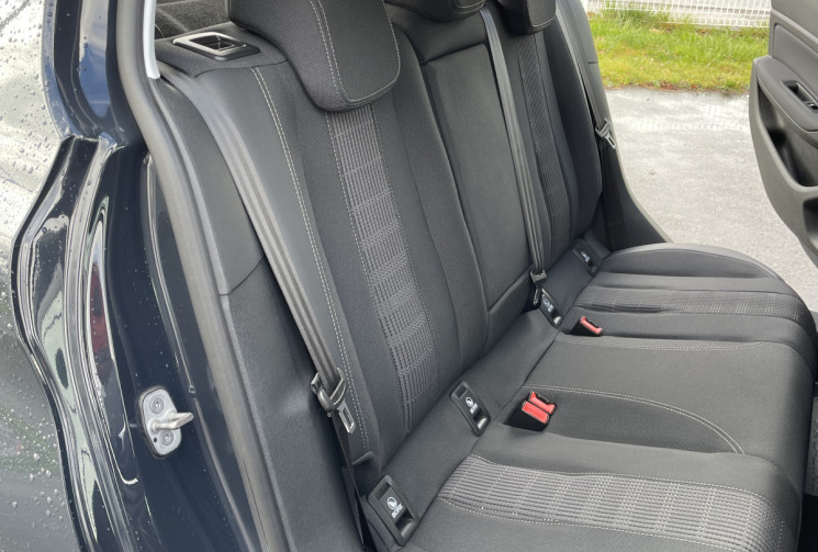 Peugeot 308 Ph 2  1.5 BlueHdi 130 CV ALLURE