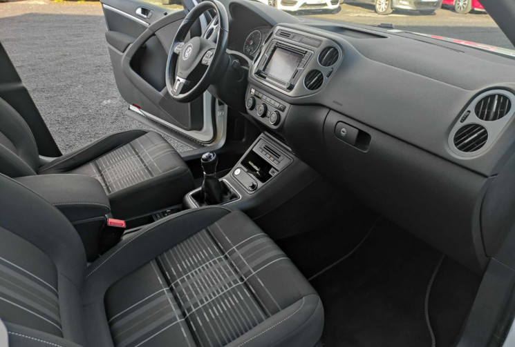 Volkswagen Tiguan 2.0 TDI 110 CH BLUEMOTION SPORTLINE