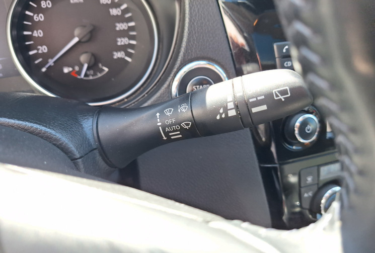 Nissan Qashqai 1.5 dCi 110 ch N-Connecta 99g