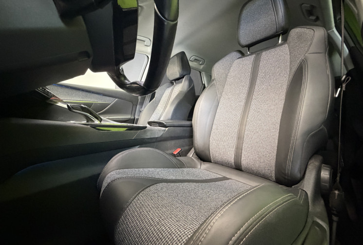 Peugeot 3008 1.6 HDI 120 cv ALLURE