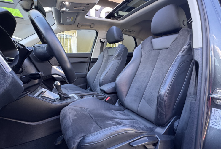 Audi Q3 SPORTBACK S-line 35 TFSi 150 S-Tronic7 Mild Hybrid / Toit ouvrant / Carplay / Sieges chauff