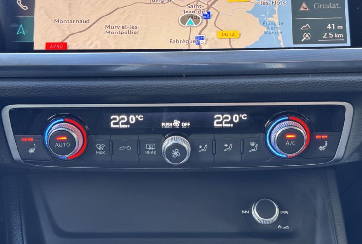 Audi Q3 SPORTBACK S-line 35 TFSi 150 S-Tronic7 Mild Hybrid / Toit ouvrant / Carplay / Sieges chauff