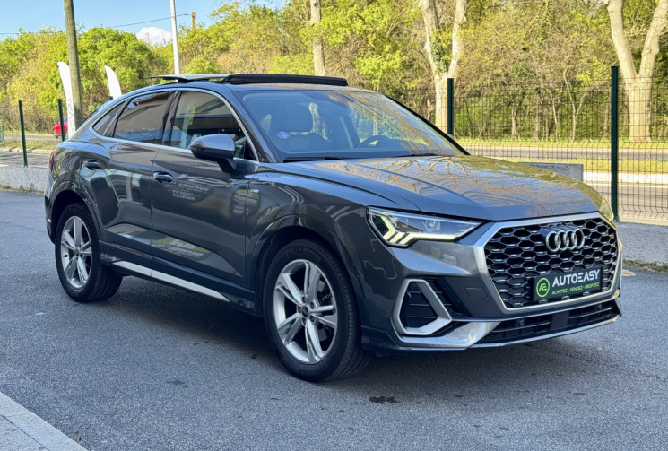 Audi Q3 SPORTBACK S-line 35 TFSi 150 S-Tronic7 Mild Hybrid / Toit ouvrant / Carplay / Sieges chauff