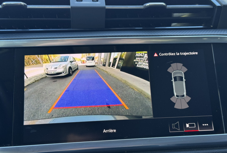 Audi Q3 SPORTBACK S-line 35 TFSi 150 S-Tronic7 Mild Hybrid / Toit ouvrant / Carplay / Sieges chauff