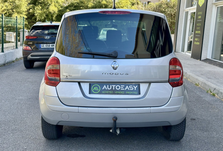 Renault MODUS 1.6 i 110 ch Boite Auto Night&Day / 86500 km / Attelage / Dossier d'entretien complet