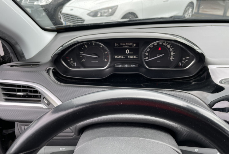 Peugeot 2008 1.5 BlueHDi 120 CV  ALLURE