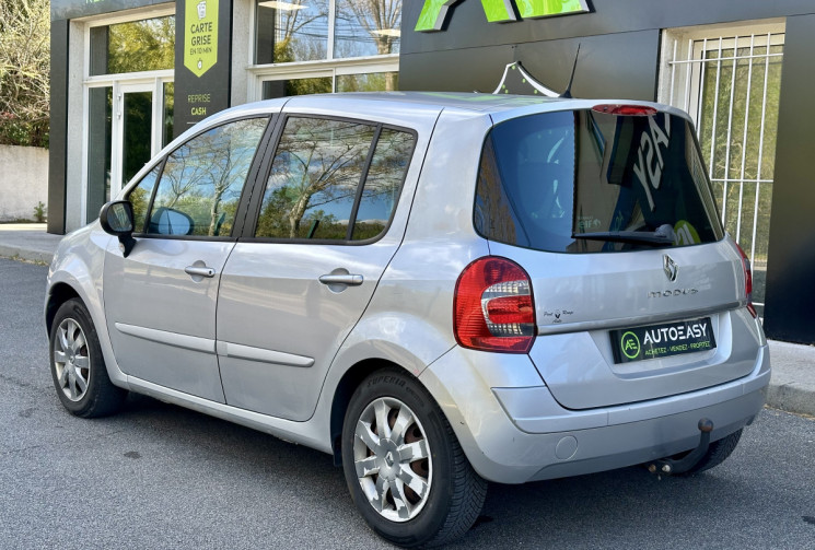 Renault MODUS 1.6 i 110 ch Boite Auto Night&Day / 86500 km / Attelage / Dossier d'entretien complet